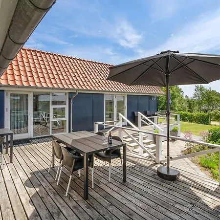 Edvia - 700m To The Fjord By Interhome